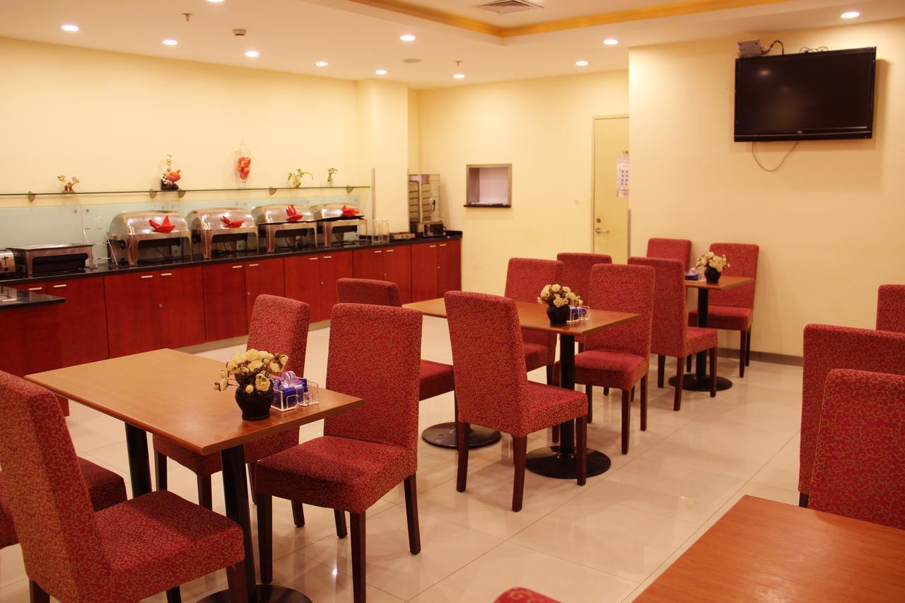 Hanting Express Shanghai Zhabei Park Branch Esterno foto